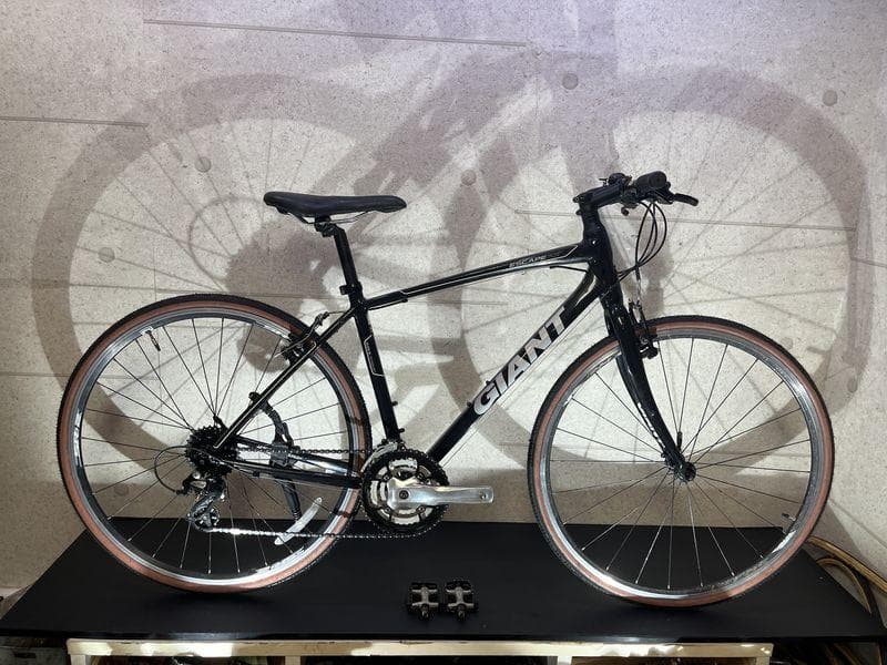 GIANT ESCAPE RX4 S　クロスバイク　ブラックカラー