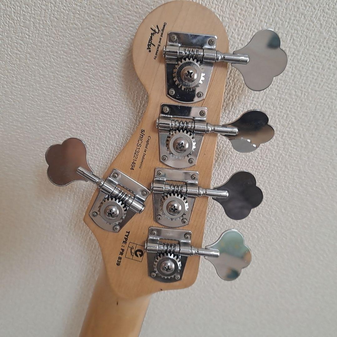 Squier Deluxe Jazz Bass Active V 5弦