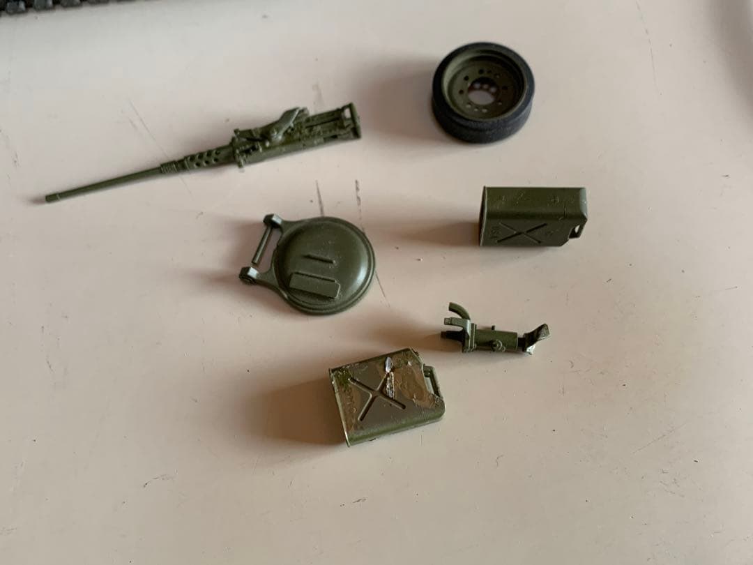 タミヤ 1/16 RC M4シャーマン（105mm榴弾砲搭載型