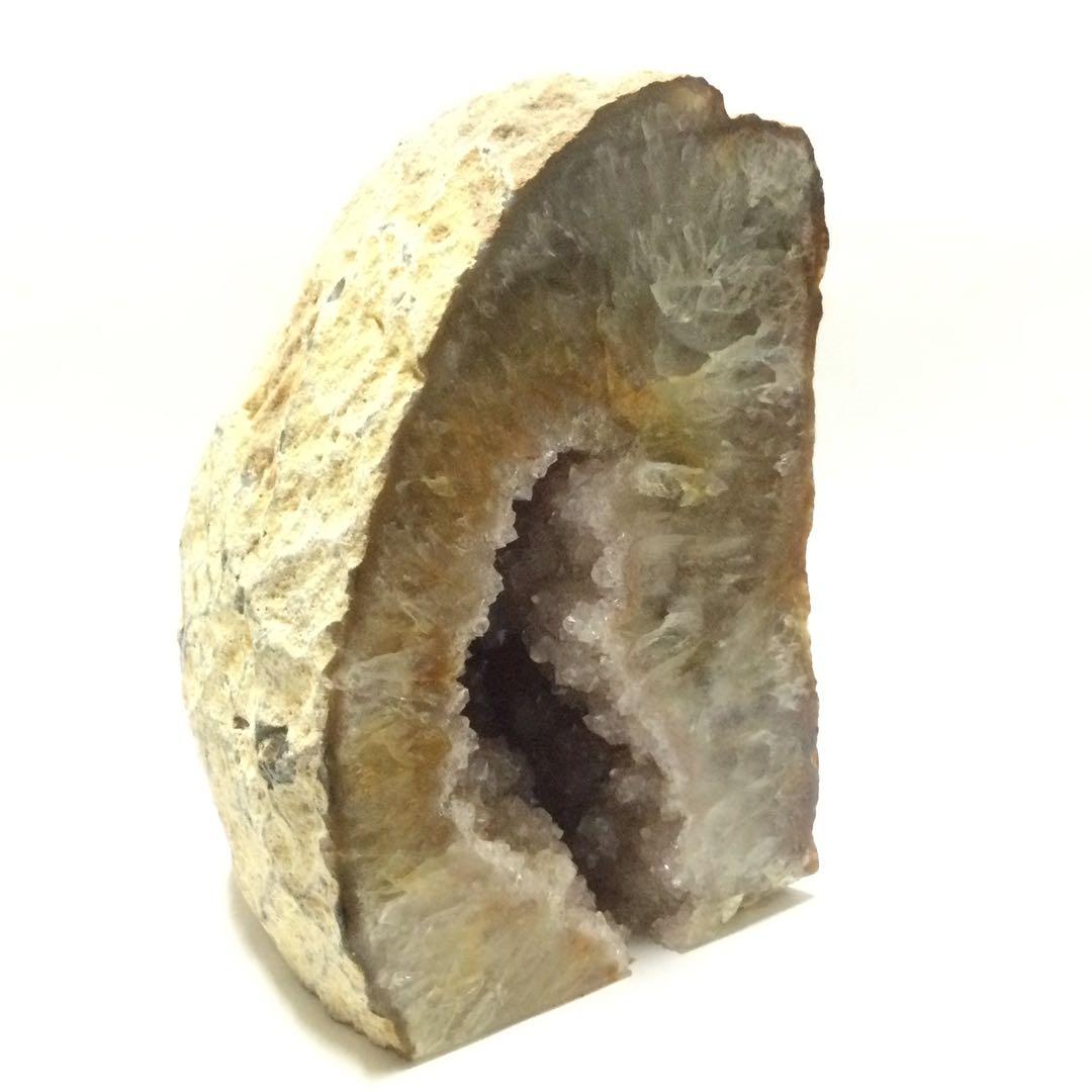 【開運・金運のお守り☆龍神の宿る洞窟】龍穴 天然石 ジオードメノウ 原石