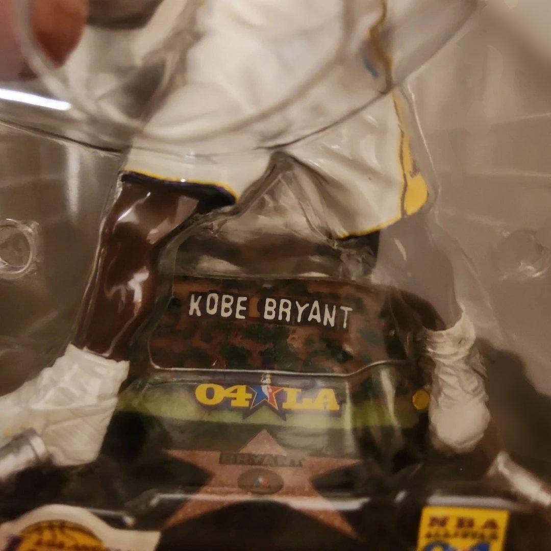 KOBE BRYANT NBA ALL-STAR 2004 フィギュア