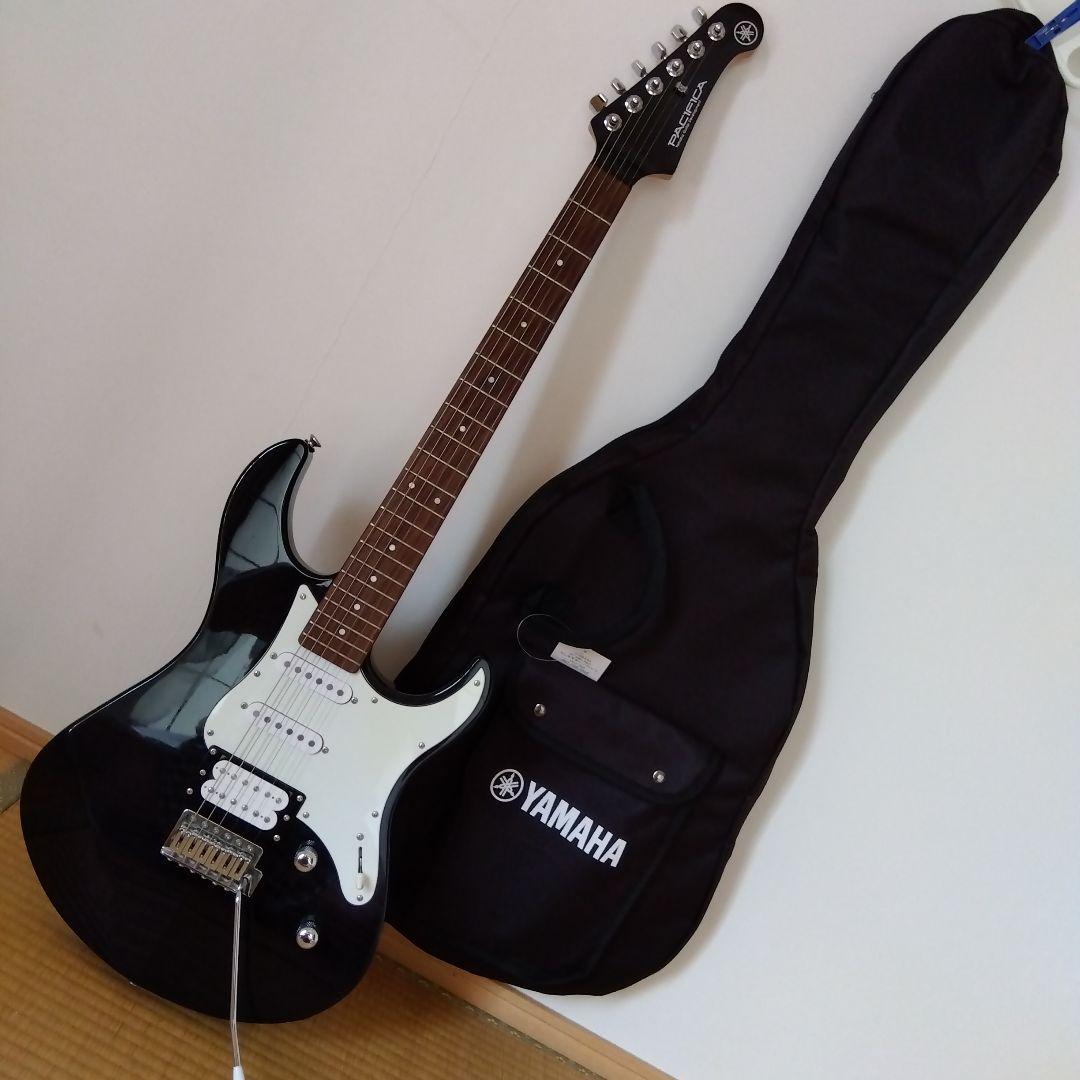 ヤマハ パシフィカ☆ PAC212VFM ☆ソフトケース付き ☆美品