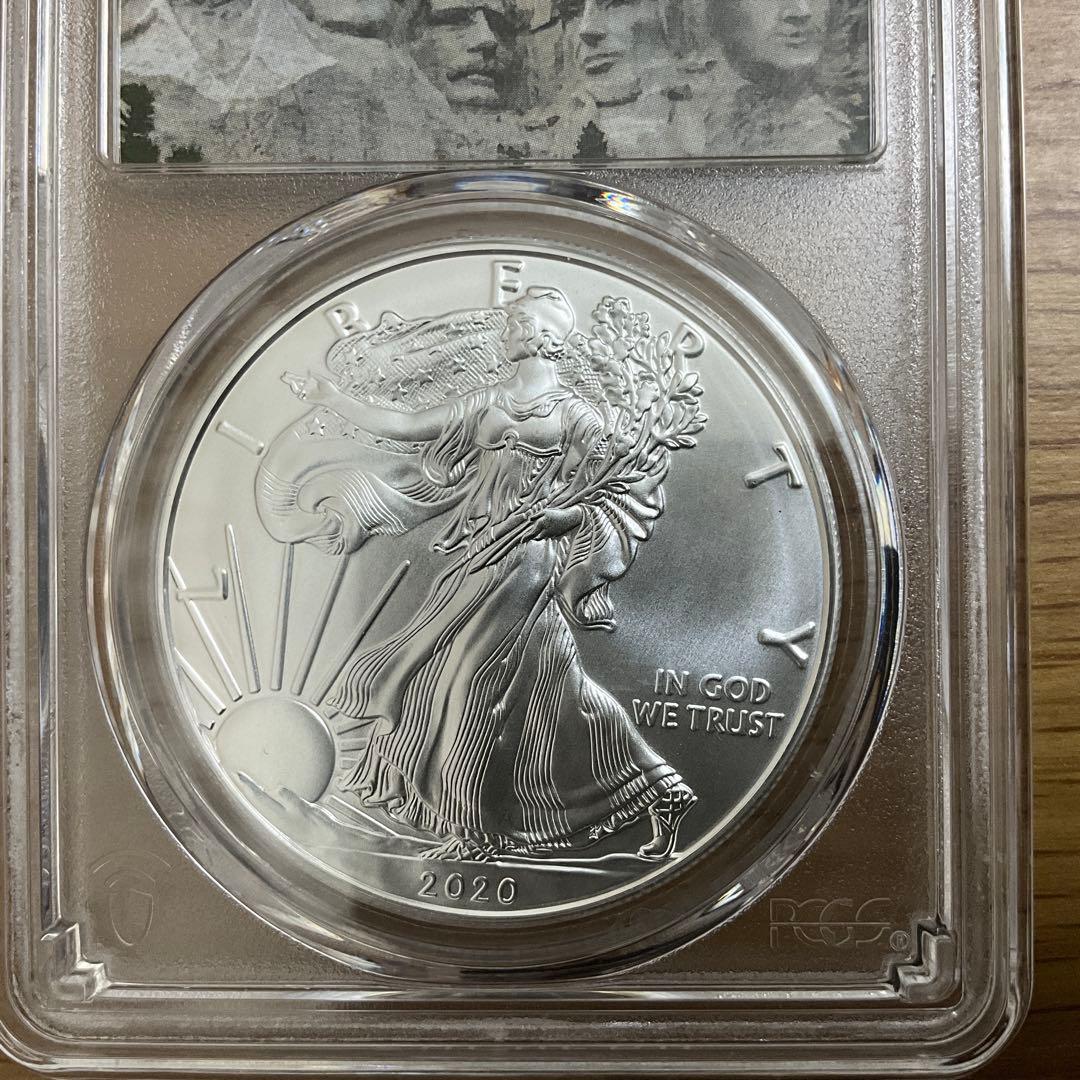 【新品】イーグル銀貨 ラシュモア山 トランプ大統領 2020 PCGS MS70