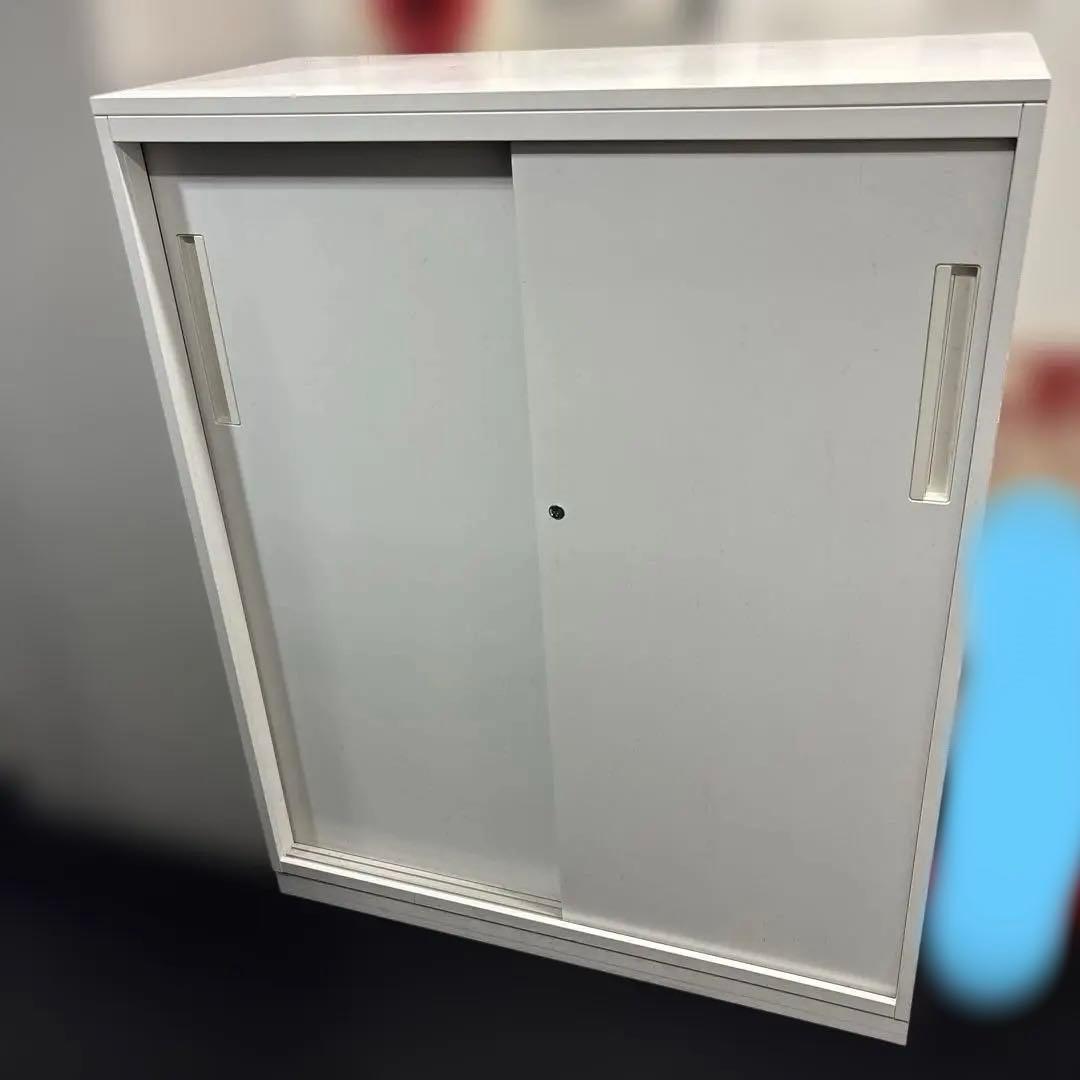 ホワイトスライド式キャビネット(スチール製)