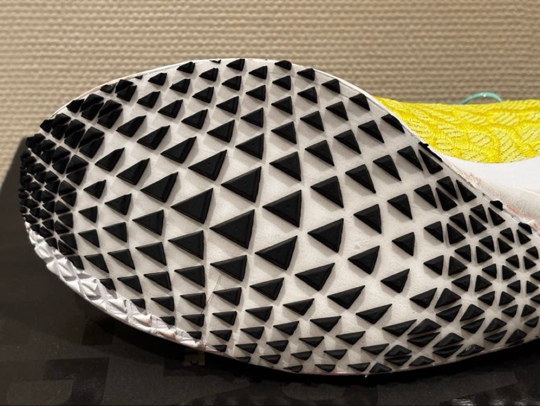 スパイク・シューズ New Balance FuelCell 5280