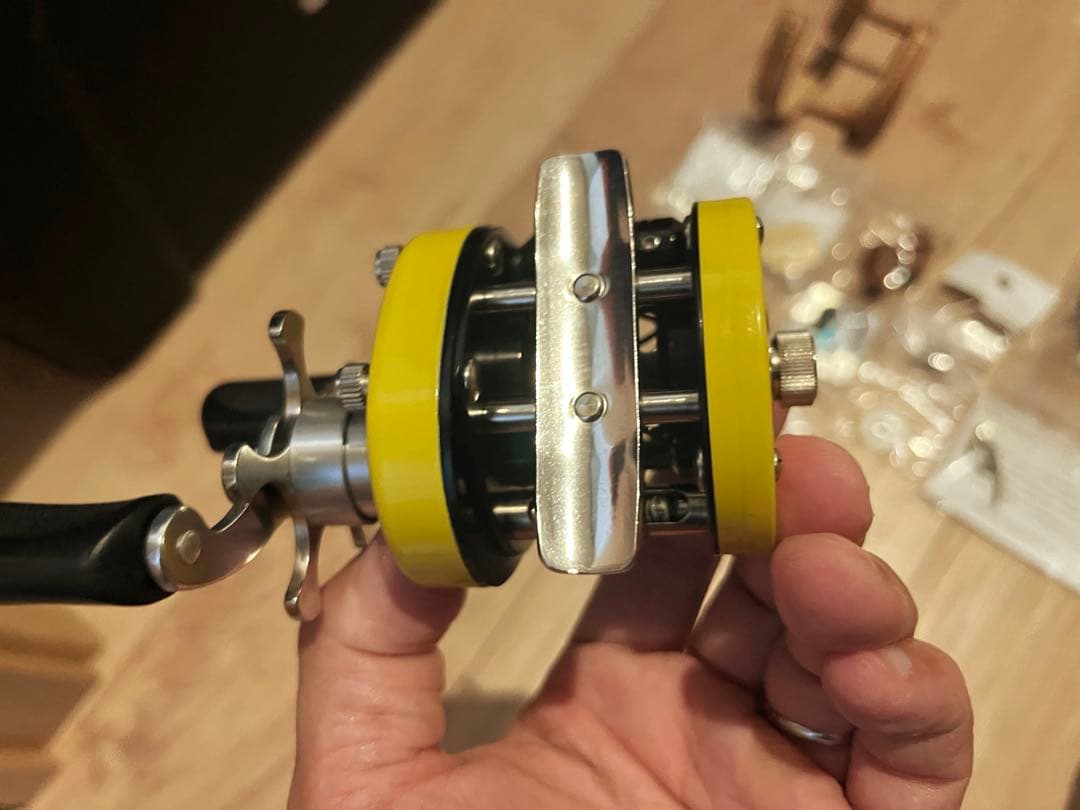 五十鈴工業　BC521X CHIMERA