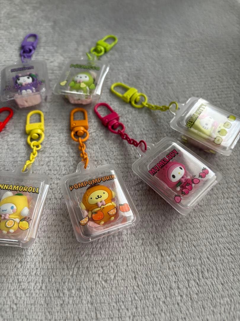 サンリオ　フルーツデザイン　シークレット　キーホルダー　マスコット　コンプリート