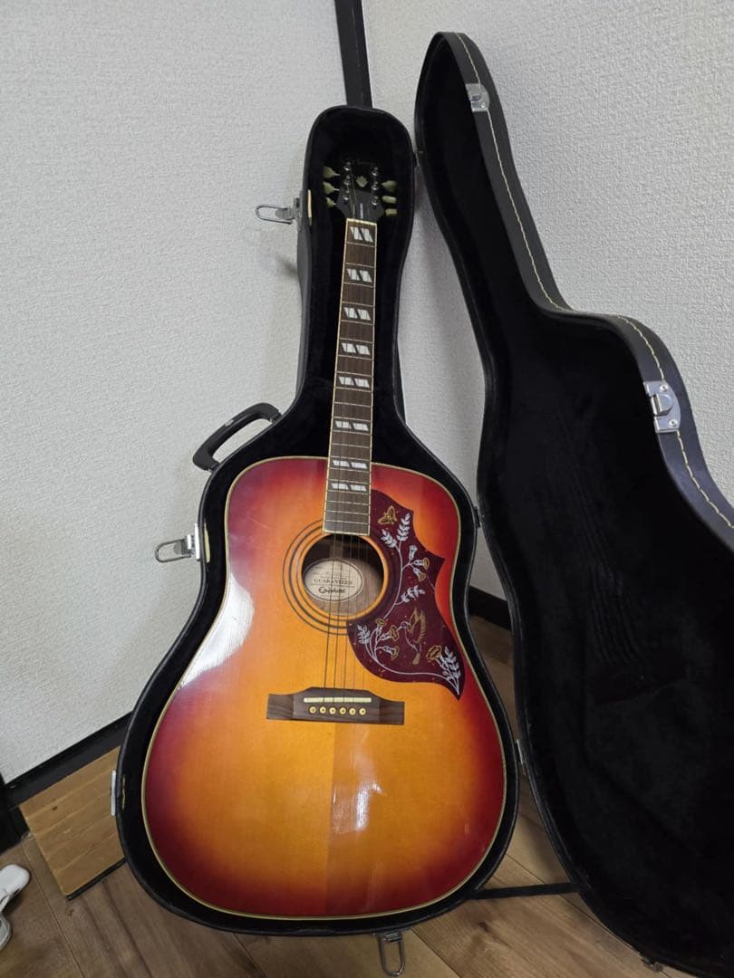 Epiphone Hummingbird / CH のアコースティックギター