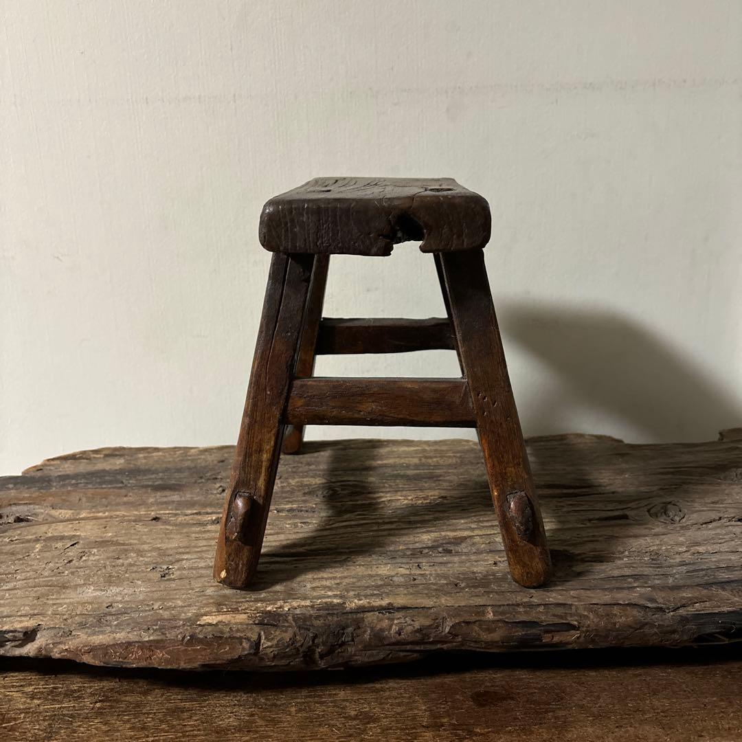 朝鮮　李朝　中国　その1 木製小さな踏み台　肘掛　花台　スツール　古民具　骨董
