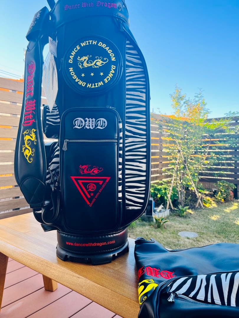 Dance With Dragon ゴルフバッグ ゼブラ柄