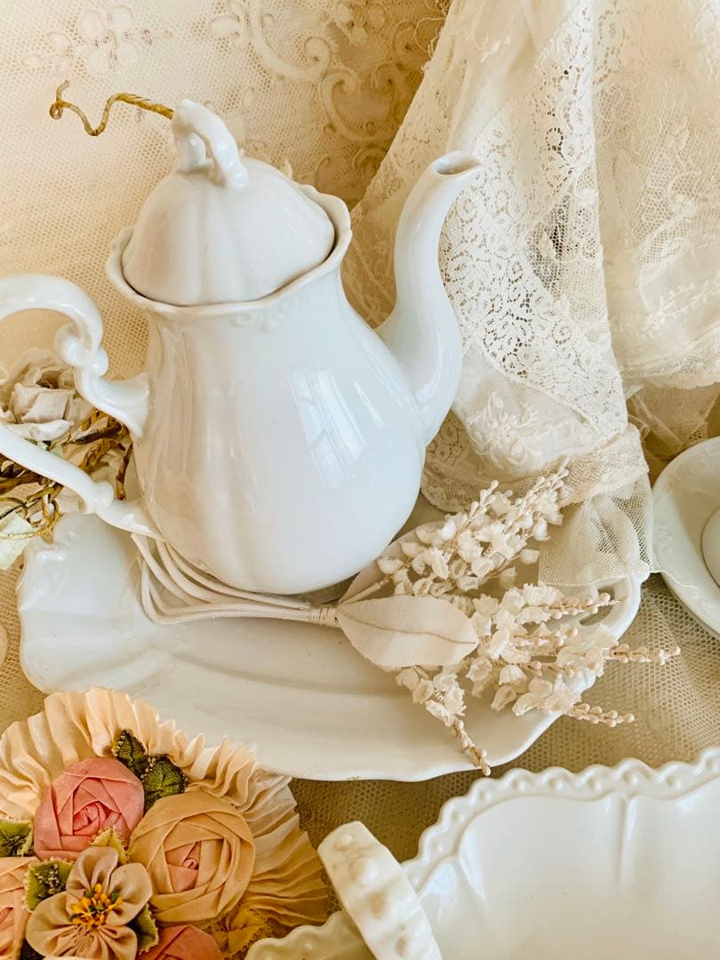 フランス・オランダ・ドイツアンティーク /ビンテージレリーフ白磁陶器6点set