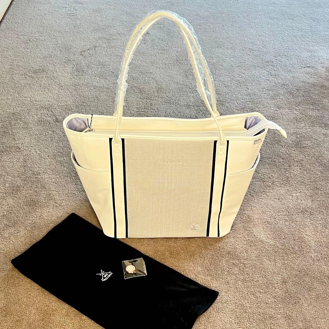 《新品未使用》　《おまけ付き》ゴルフバック　ブラック&ホワイト