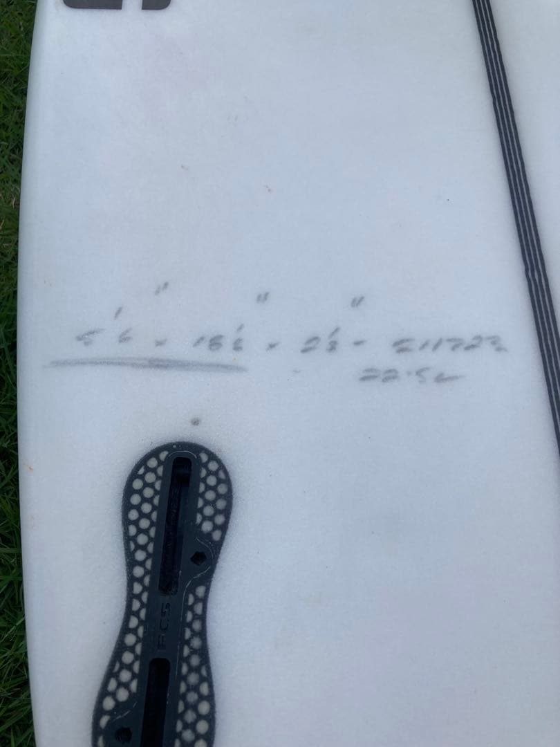 JS monsta8 サーフボード 5\"6 22.5L モンスタ8 モンスター8