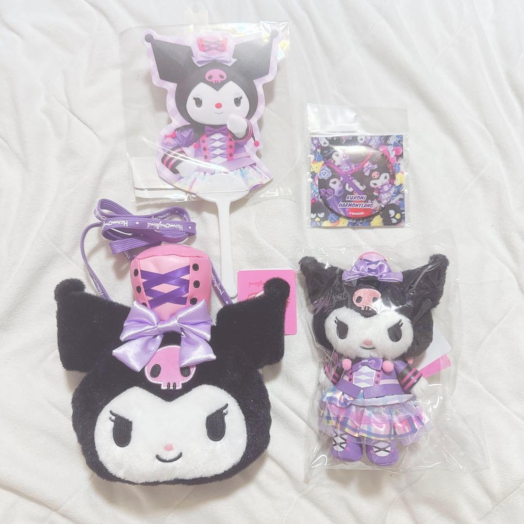 ハーモニーランド アイドル クロミ ぬいぐるみパスケース マスコット 缶バッジ