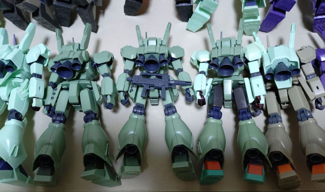 HGジェガン組済みセット