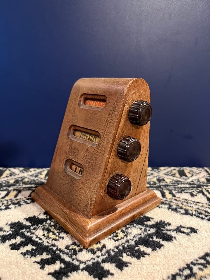 【週末お値下げ】木製卓上カレンダー アンティーク コレクション 希少品