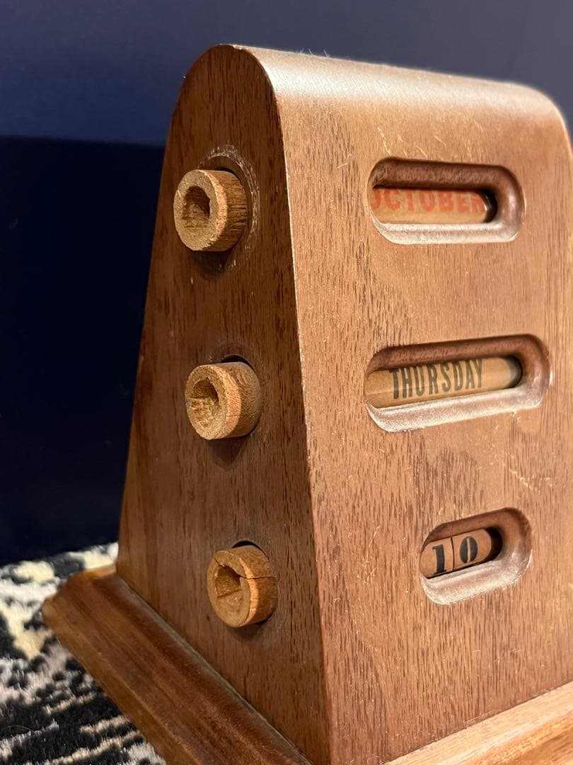 【週末お値下げ】木製卓上カレンダー アンティーク コレクション 希少品