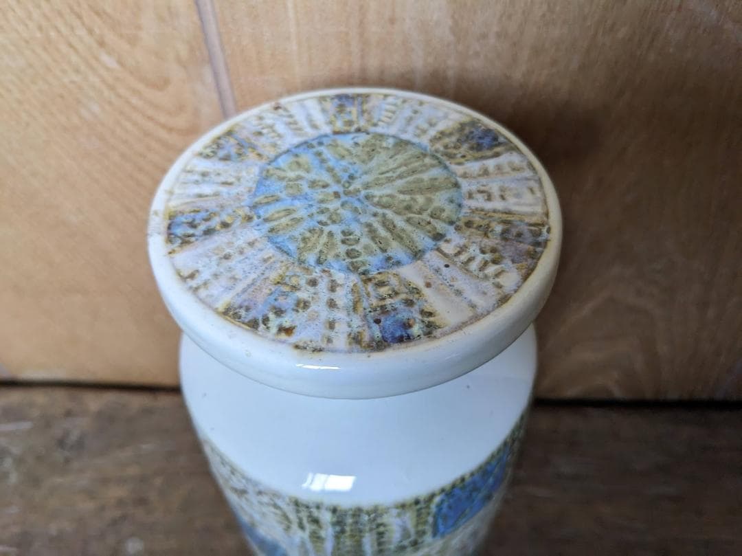 タイムセールan16 ロイヤルコペンハーゲン　ヴィンテージ　蓋つき花瓶　壺