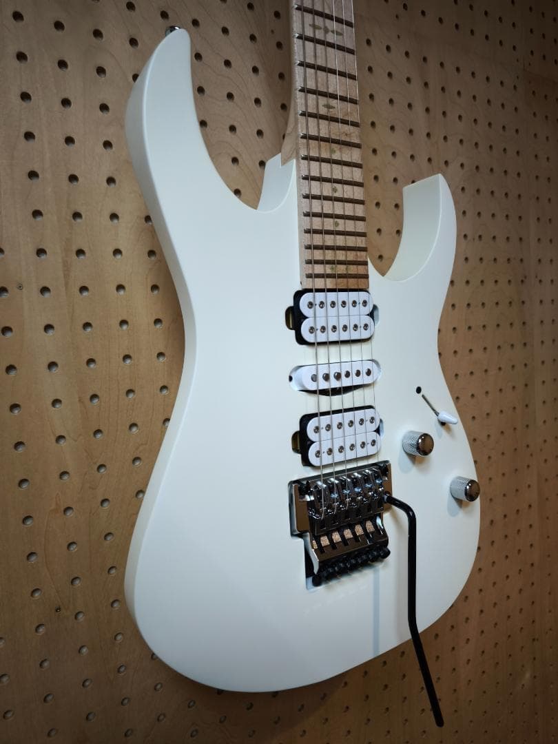 ☆彡Ibanez（アイバニーズ）　RG6HSHMTR-WHF