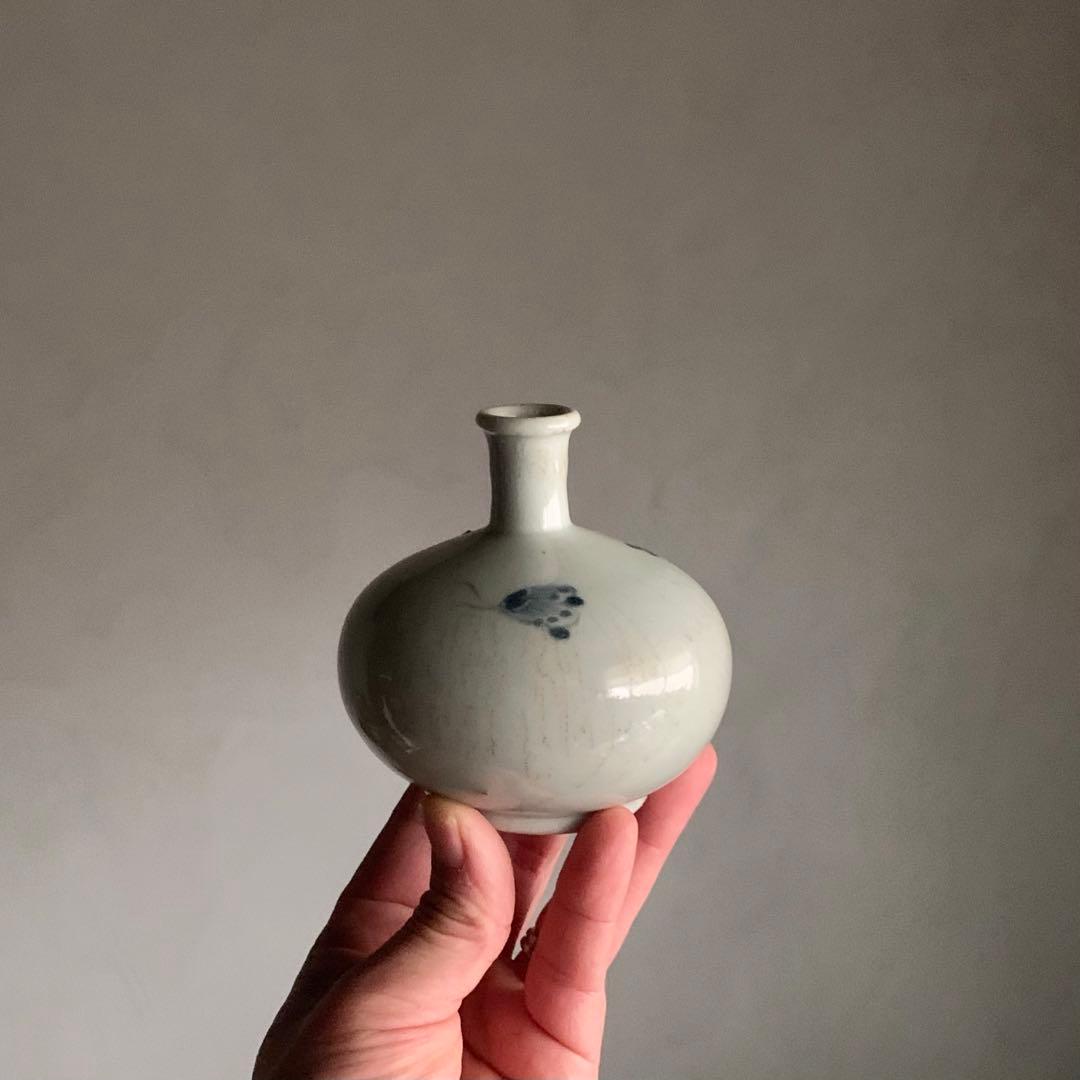 蝶がいる 染付 徳利 古美術 酒器 古道具 アンティーク