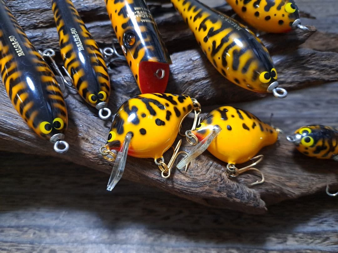 実釣未使用　美品　バルサ50　イエローコーチドッグ　9個セット