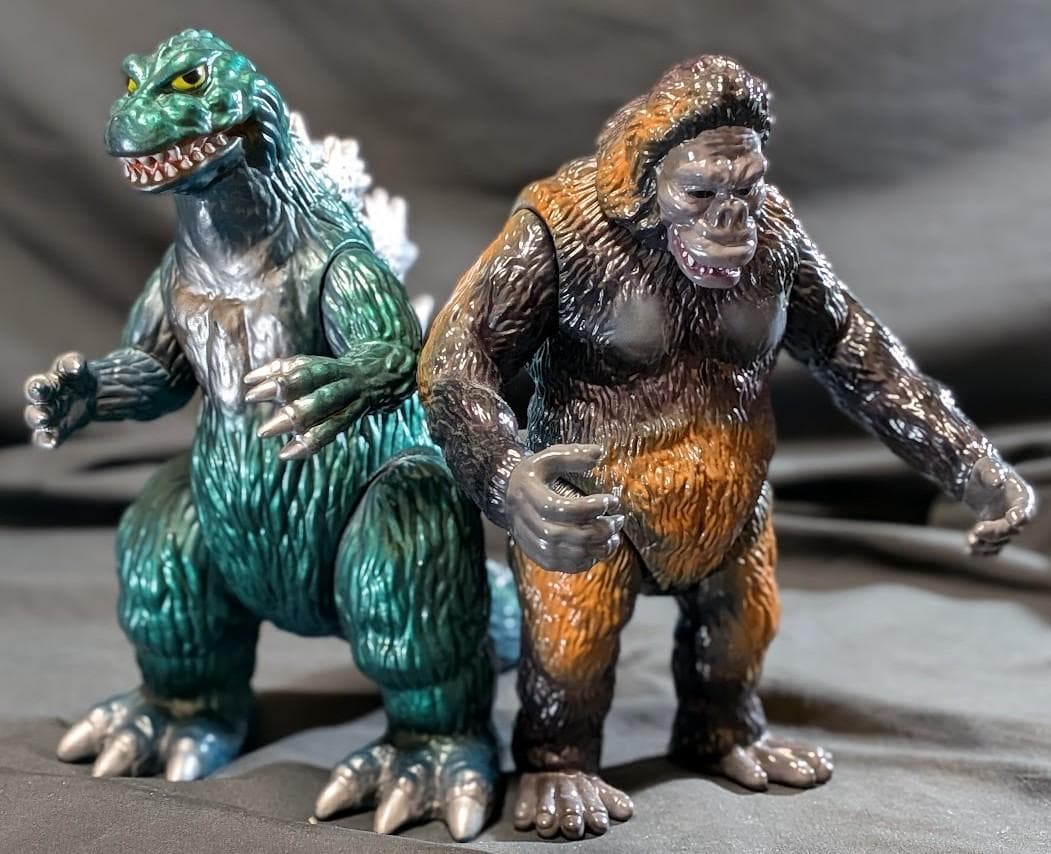 ゴジラ（Ｍ１号）＆ゴリラ１号（APES JAPAN）ソフビフィギュア２体セット