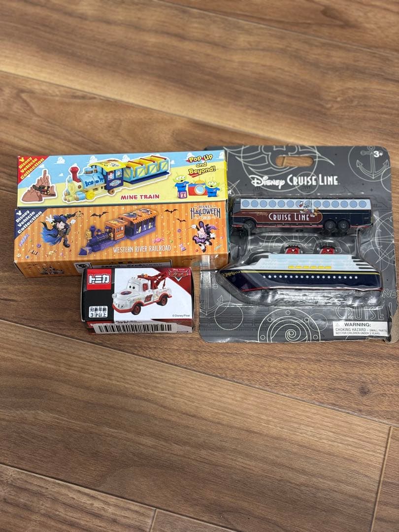 トミカ ミニカー4点セット ディズニークルーズライン