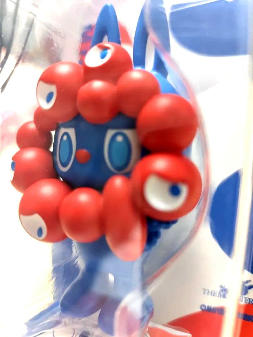 大阪関西万博 ミャクミャク ラブブ ストラップ付 フィギュア【新品】レシート有り