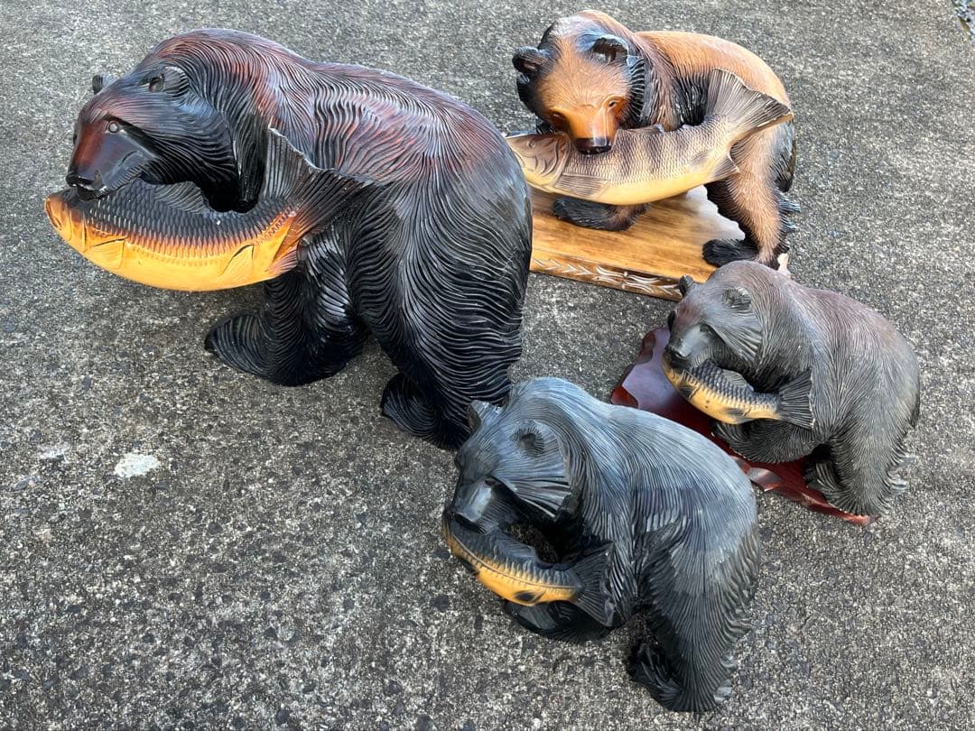 木彫り熊　工芸品　置物　アンティーク　彫刻