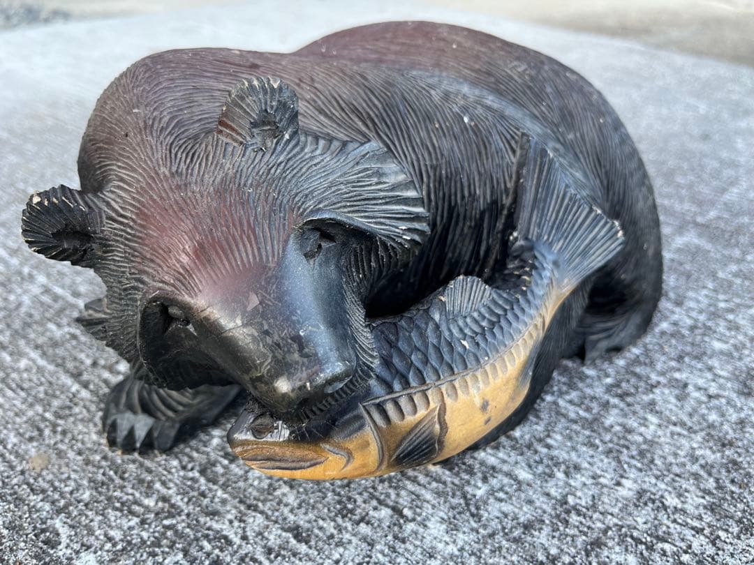 木彫り熊　工芸品　置物　アンティーク　彫刻