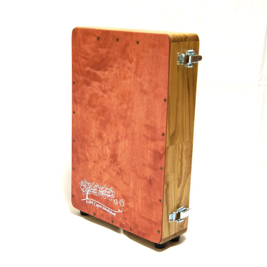 組み立て式カホン　旅するカホン Maletin