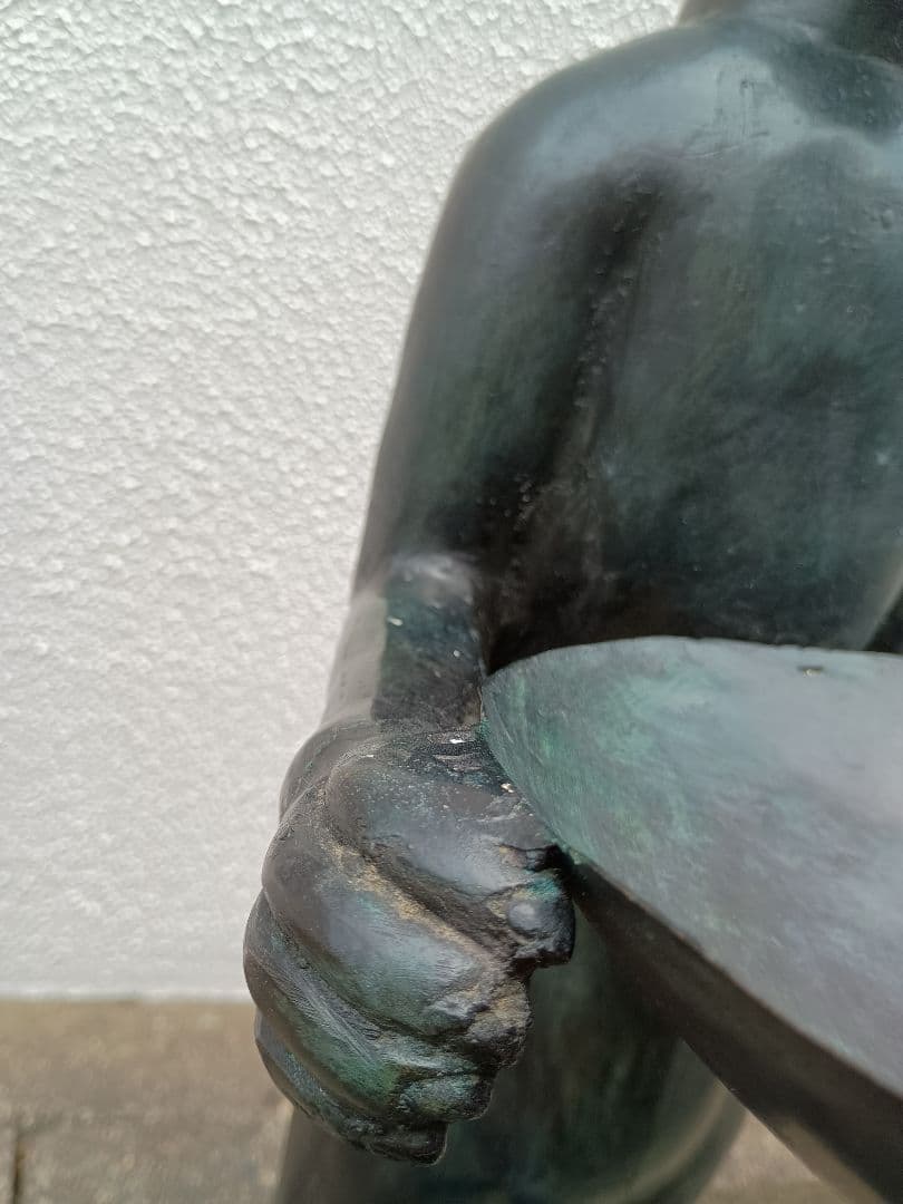 皿持ち猫バリ島　金属製 バリ島皿持ち猫　希少