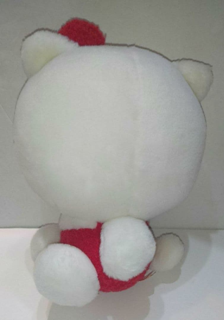 ハローキティ ぬいぐるみ 赤リボン