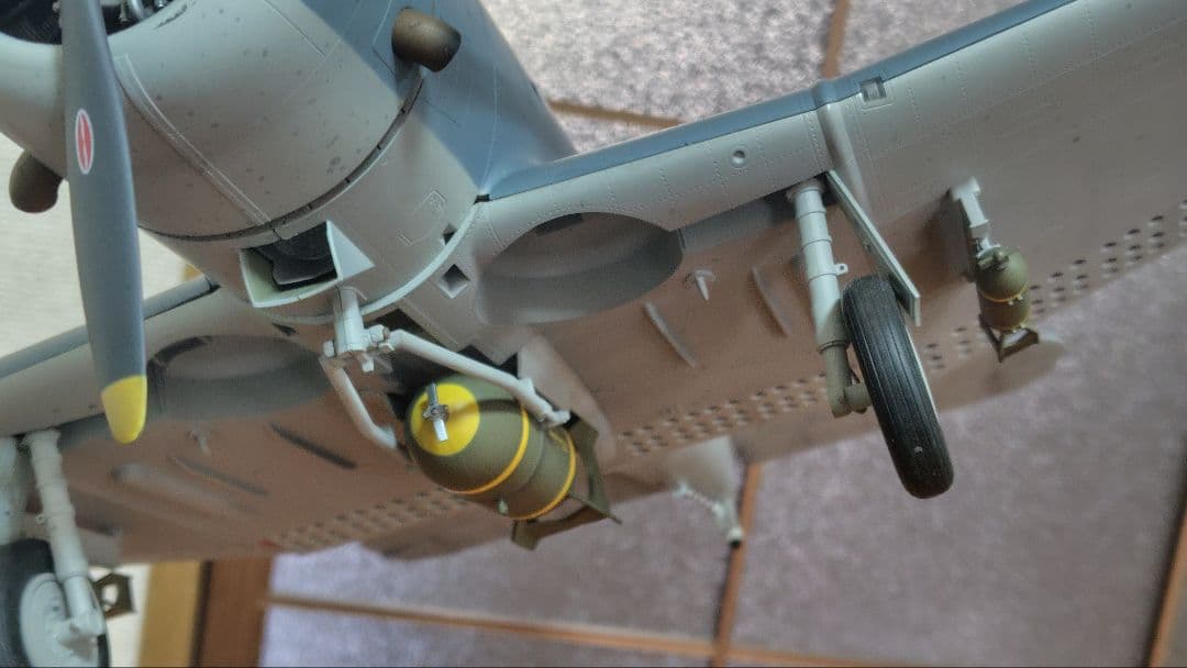 1/18 U.S. NAVY SBD-3 ドーントレス完成品 (訳あり)