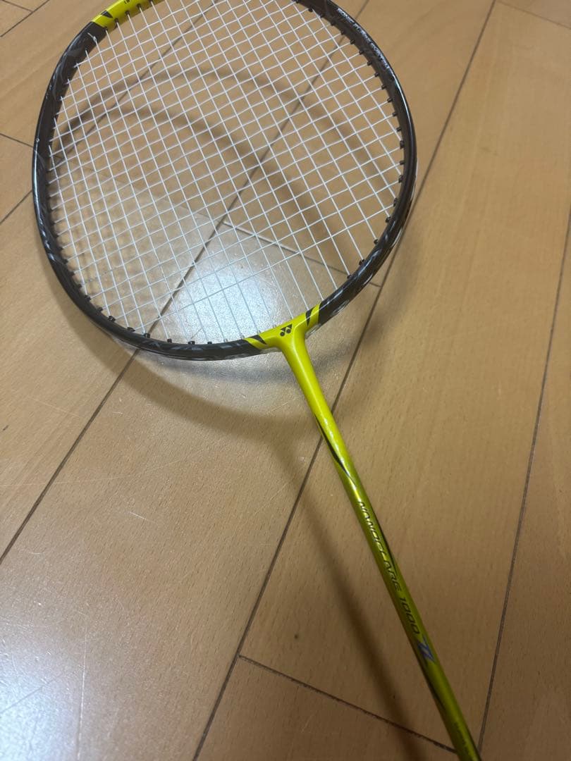 ヨネックスナノフレア1000zz