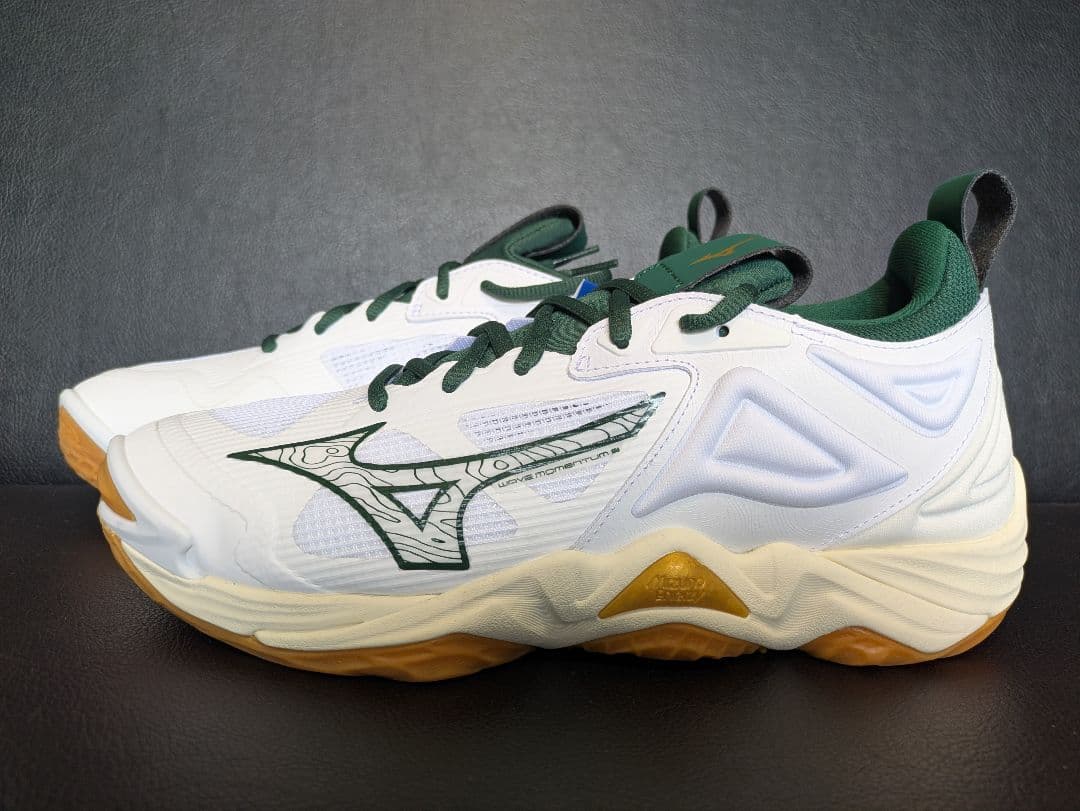 新品 ミズノ ウェーブ モ―メンタム3 バレーボールシューズ