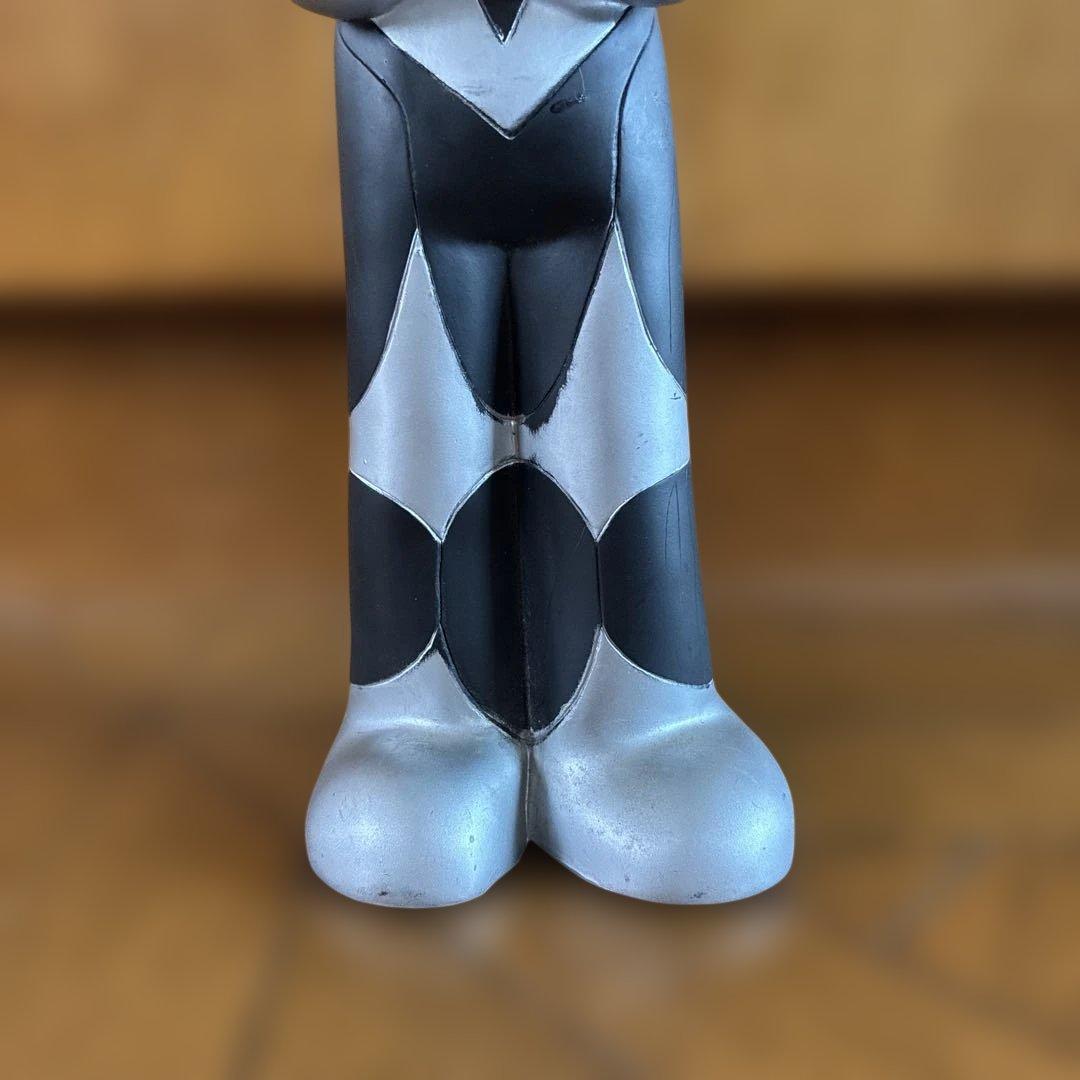 ウルトラマンティガダーク ビッグソフビ 貯金箱