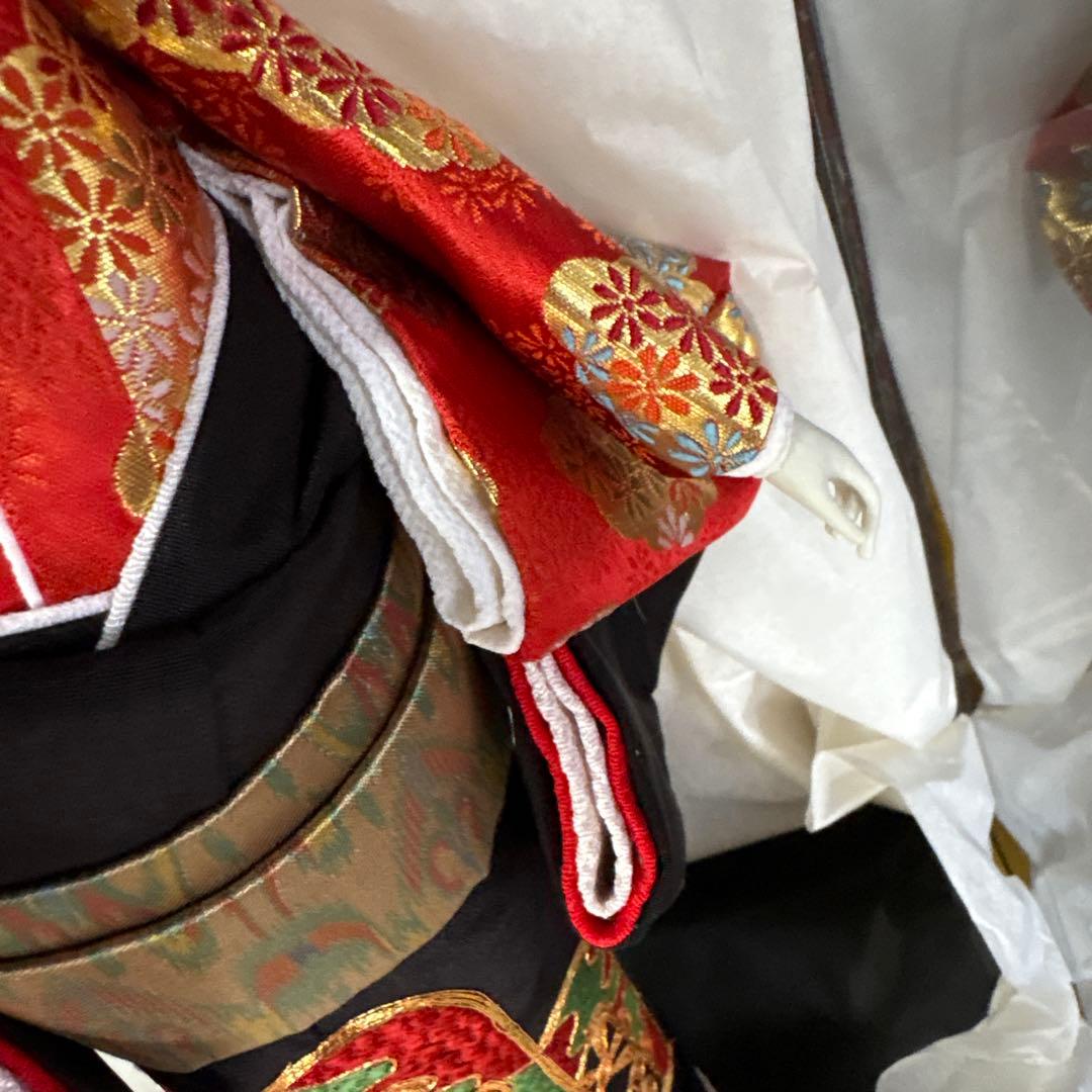 尾山人形 伝統的和服 黒赤