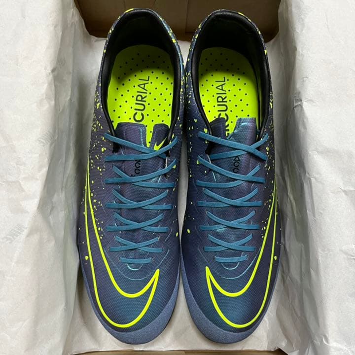 27 サッカースパイク ナイキ マーキュリアル ヴェイパー 10 HG-V
