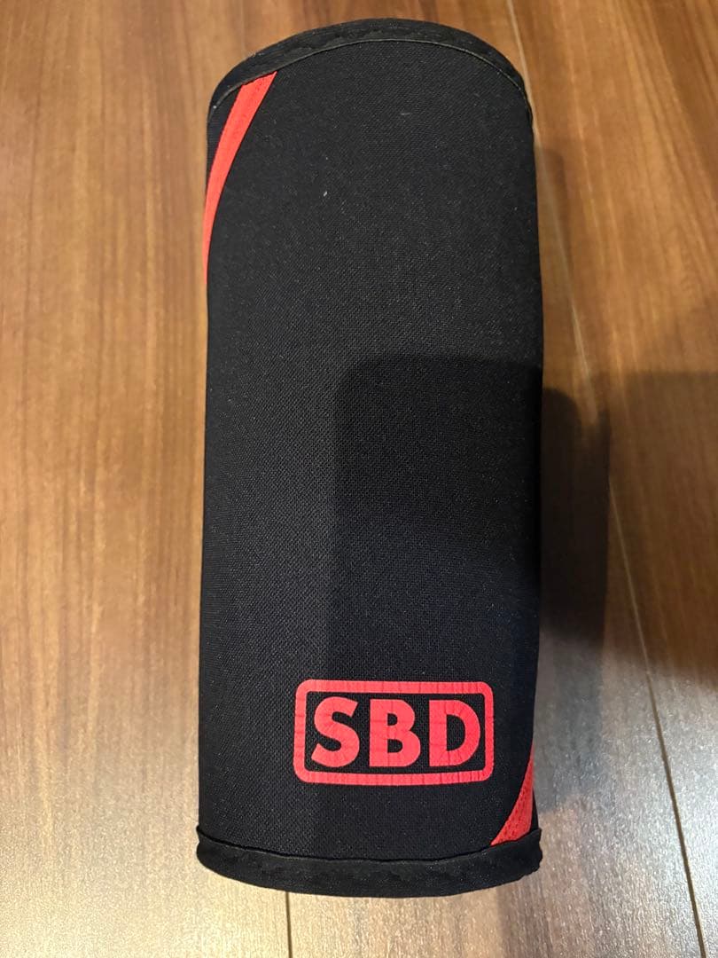 SBD サポーター 黒/赤 2個セット　ニースリーブLサイズ