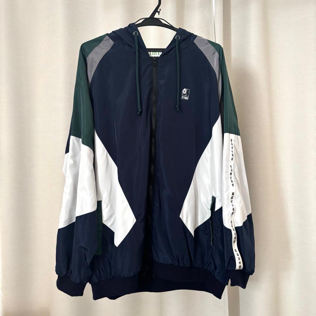 ずとまよ フード付きジャケット(洗濯機付き) XLサイズ