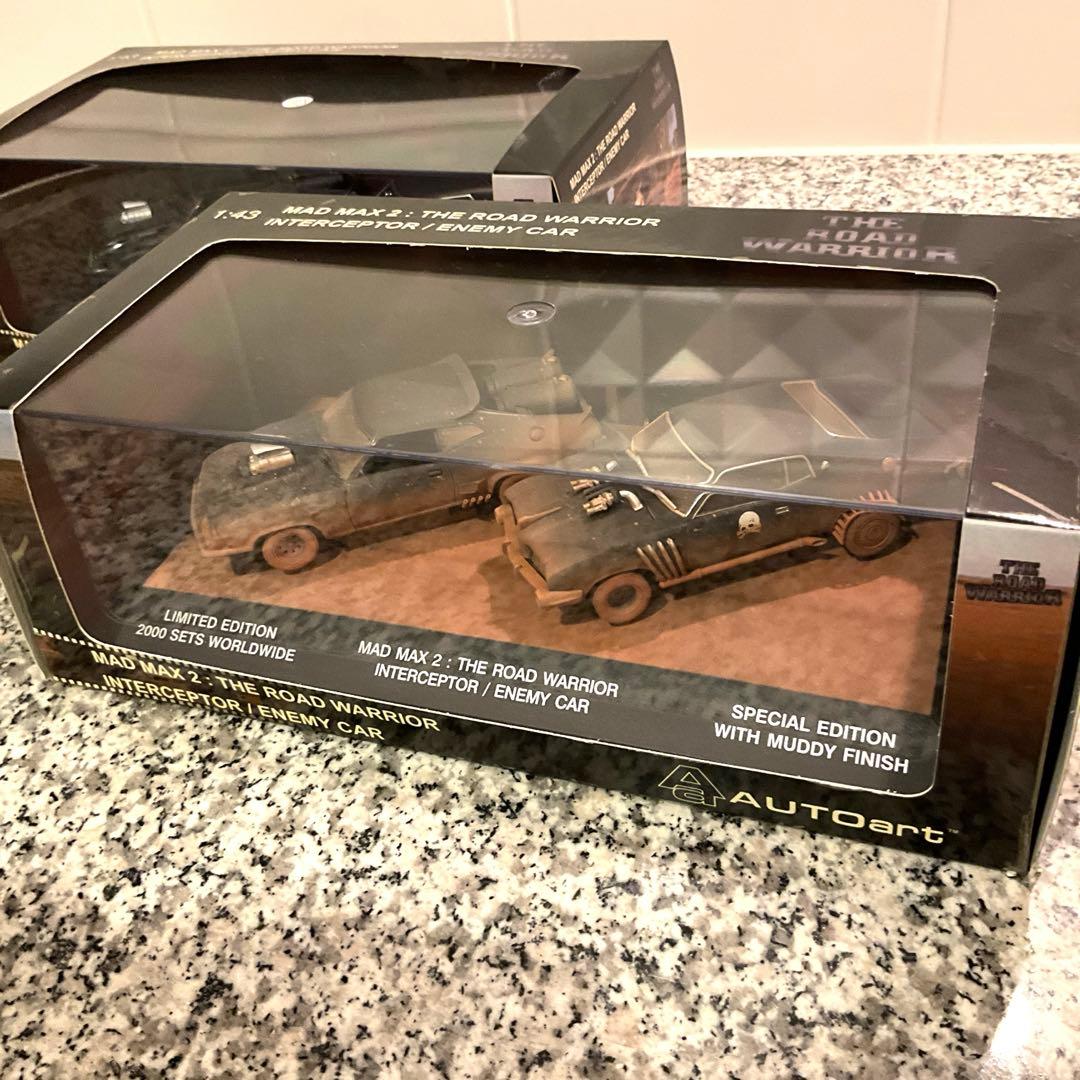 2台セットAUTOart マッドマックスインターセプターウェザリングVer
