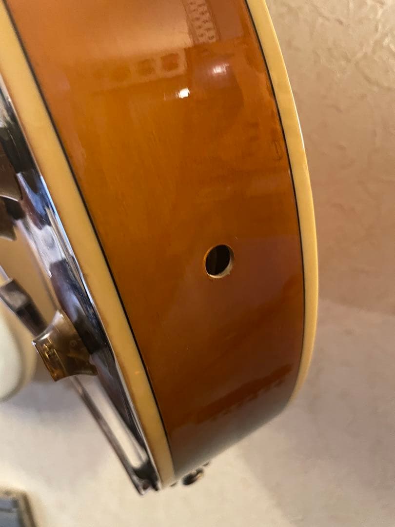 light　　　Ibanez Artcore AF75-BS フルアコ