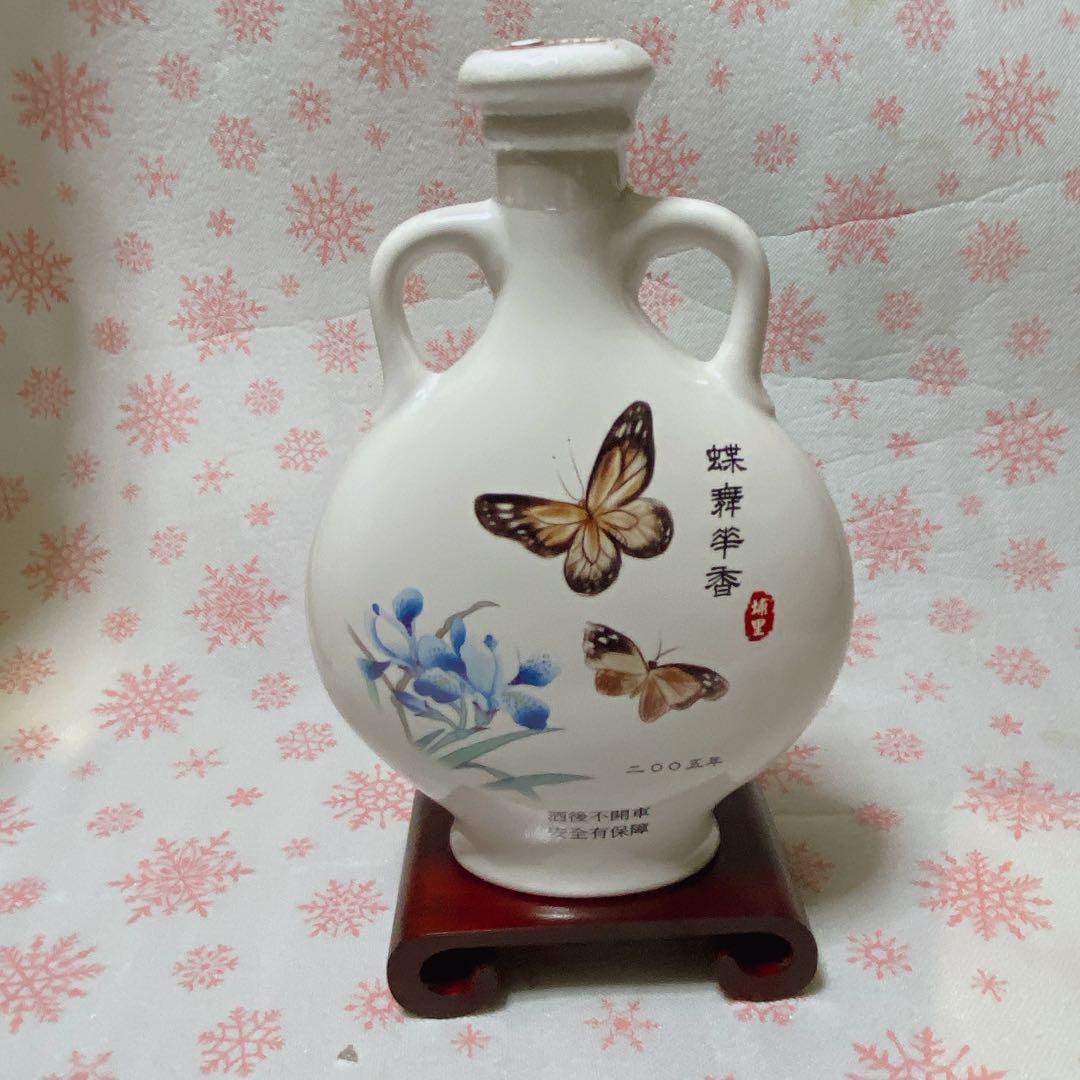 中国白酒　台湾酒　白酒　2005年　700ml 頂級爱蘭白酒