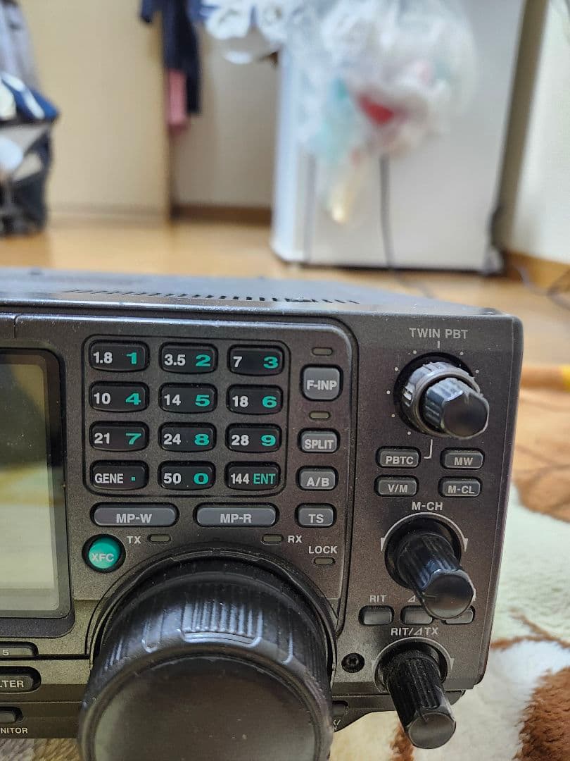 カ*ン様 Icom IC-7400 HF/VHFトランシーバー