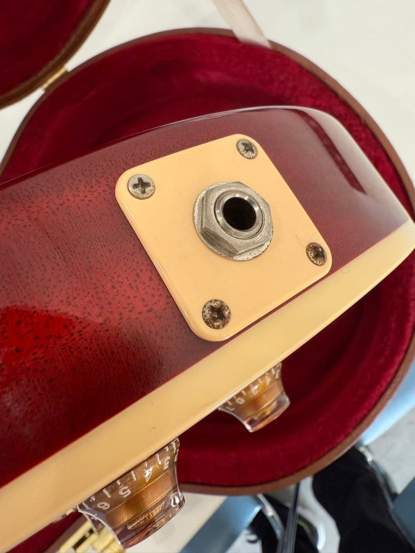 いんぐ2641Gibson Les Paul Standard 50s