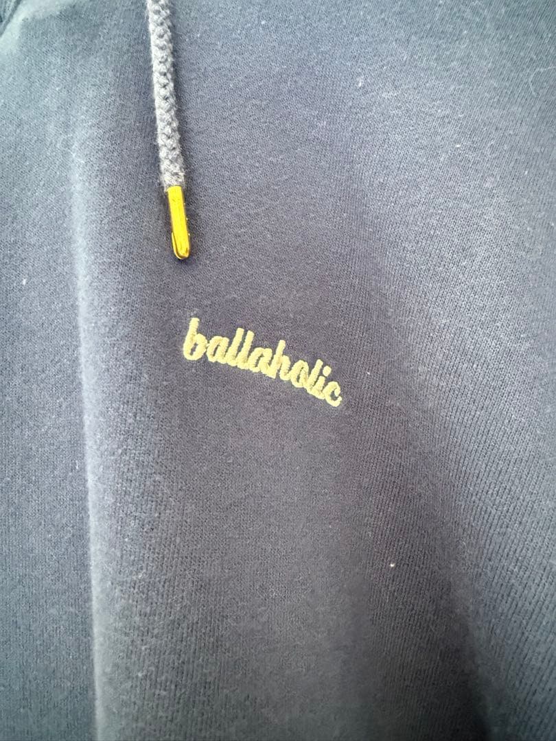 ballaholic ネイビー フード付きスウェット