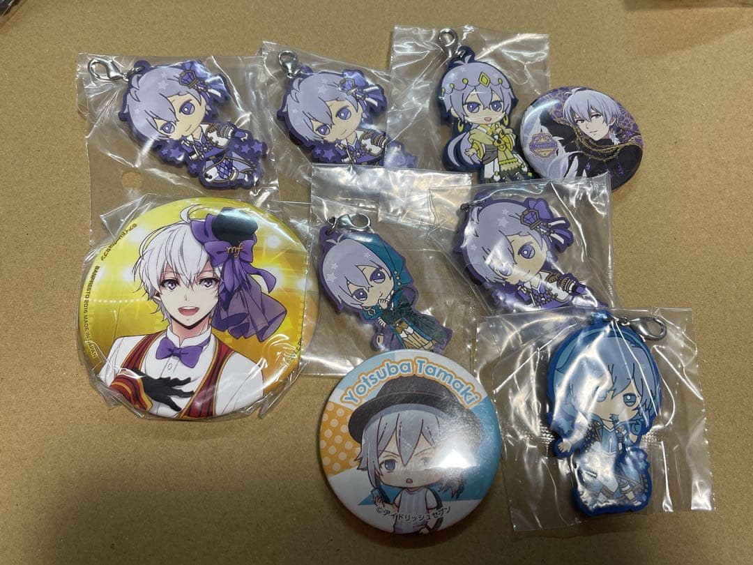 9999円→8999円‼️アニメ グッズ まとめ売り ノンジャンル 100点以上