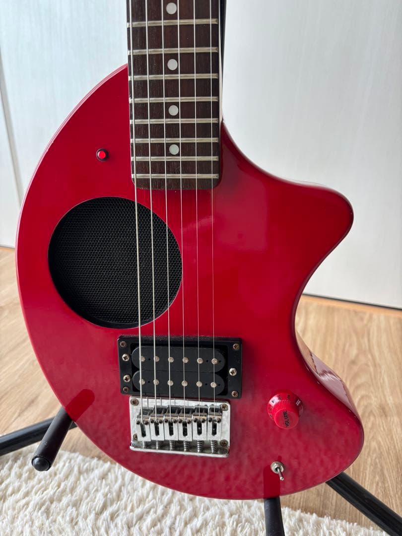 赤いZO-3 フェルナンデス　結構美品　完動品です