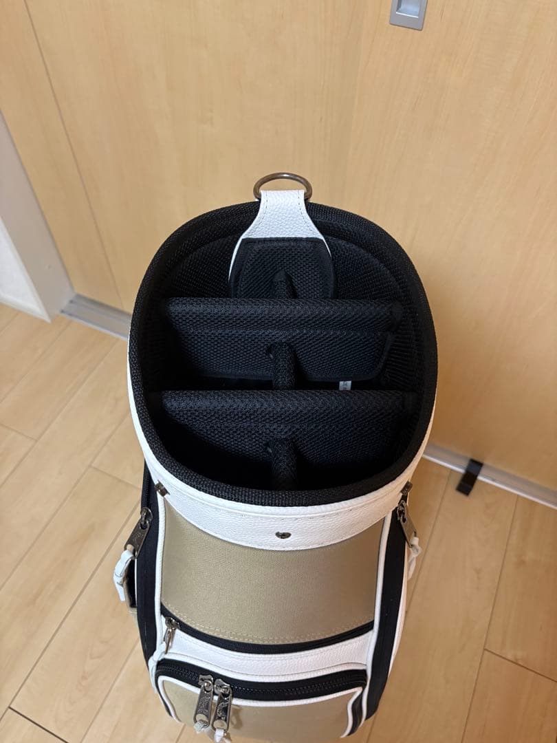 JONES キャディバッグ ホワイト/ベージュ